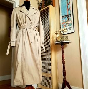 VTG London Fog Classic Trench Coat!❤
